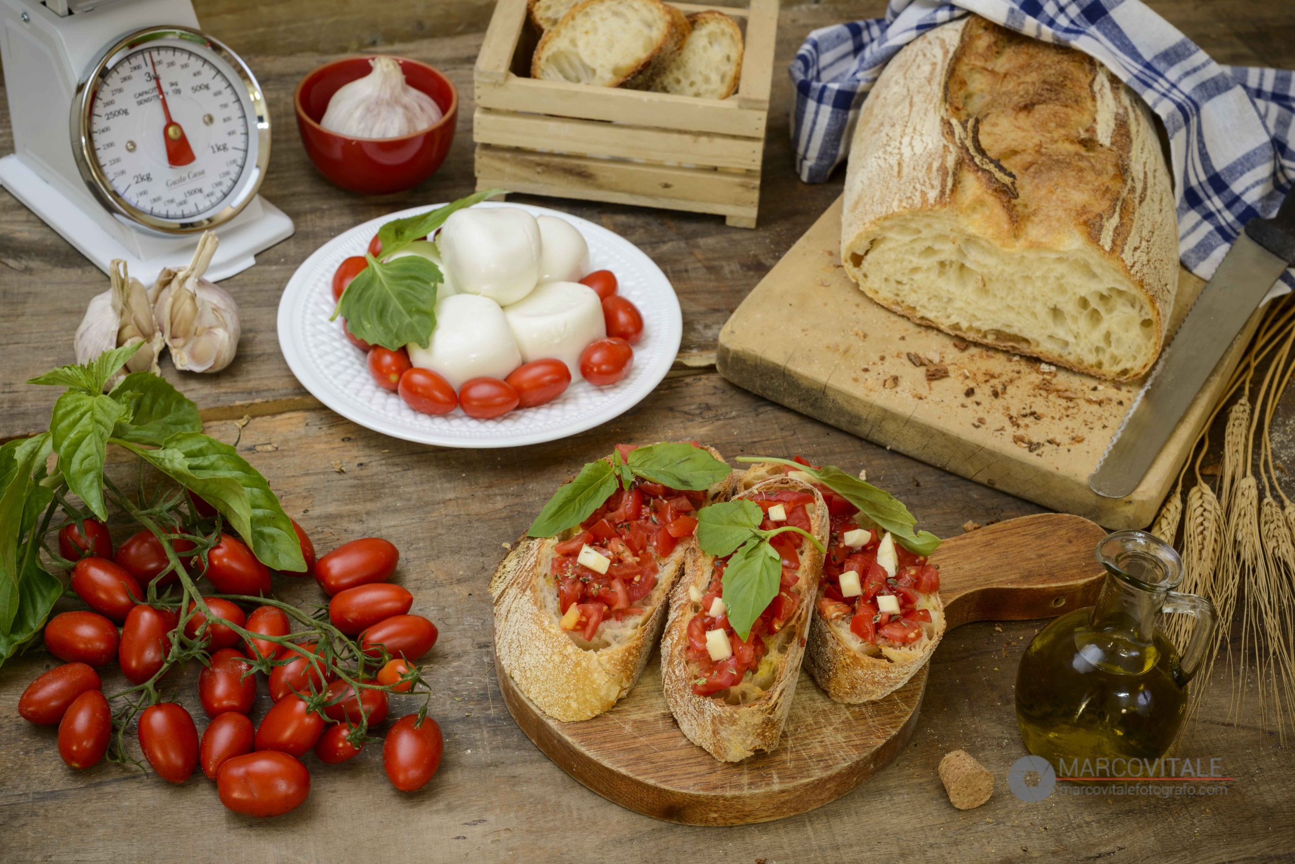 Servizio-fotografico-prodotti-da-forno-Fornaretto-Torre-del-greco-bruschetta-marcovitalefotografo.com