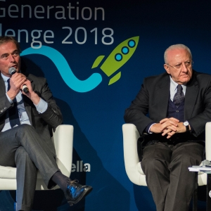 Presidente della Regione Campania Vincenzo De Luca ERG RE-Generator Challenge 2018 - Finale - marcovitalefotografo.com-7989